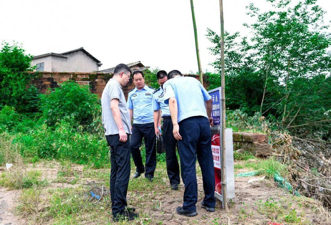 <strong></p>
<p>币安网交易</strong>我县织牢防溺水“平安网”