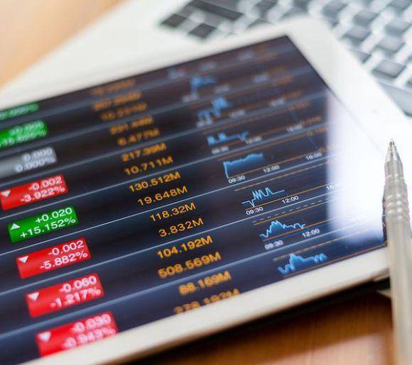 主动放弃国内市场？耀才证券将关停内地股民港美股账户<strong></p>
<p>国内美股</strong>，公司回应“为了配合中国监管机构法规”