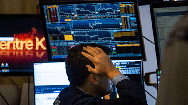 PMI数据远超预期<strong></p>
<p>美股重挫</strong>，美股重挫，市场预期美联储进一步升息