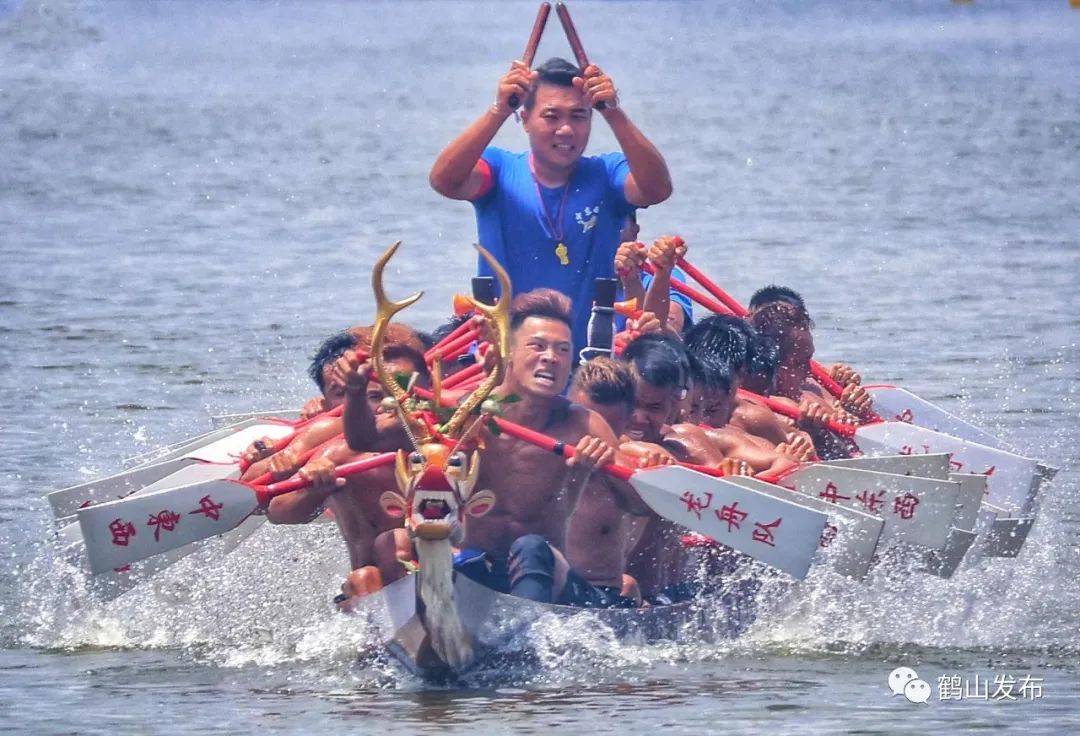 全网点赞！江门这位靓仔<strong></p>
<p>火币网</strong>，因为扒龙船火了...