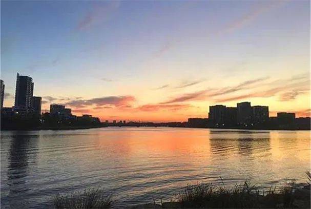 四十年后的澳洲将会怎样<strong></p>
<p>怎样投资虚拟币</strong>？澳洲房市十年跌宕悉尼成最大赢家 传周大福旗下公司拟购澳电厂 马斯克将向每位索赔投资者支付1.2万美元损失