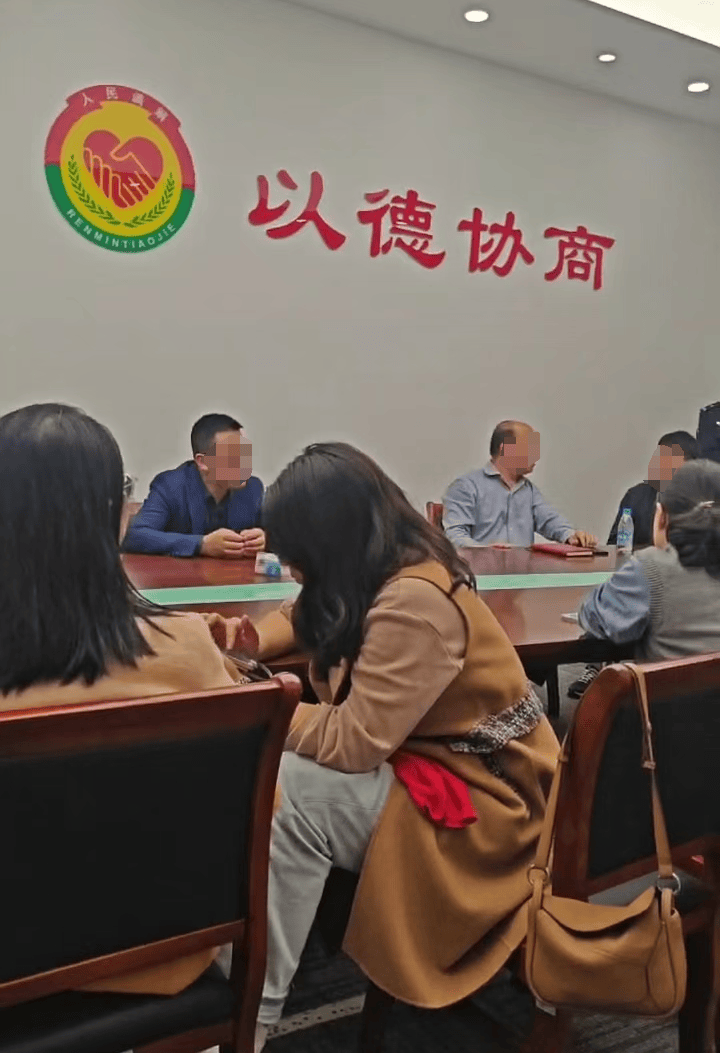 苏州知名艺术培训机构宣布破产<strong></p>
<p>虚拟币价值排行</strong>，老板下跪称“绝不跑路”，事发前安排活动消耗课时费