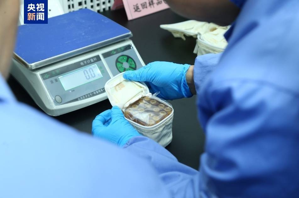 约34.6公斤<strong></p>
<p>虚拟币交易网站</strong>！神十八带回“太空特产” 涉及28项科学实验项目