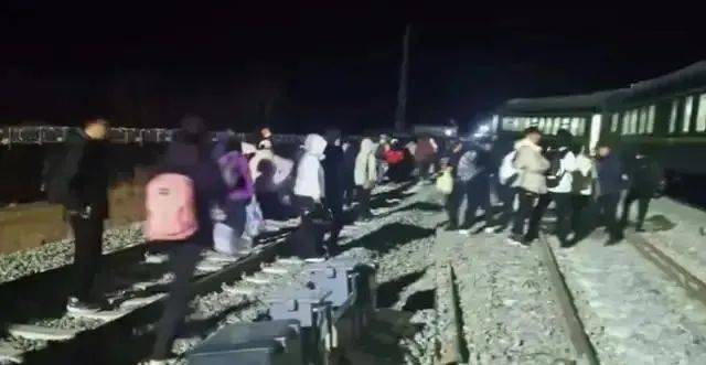 广东11月将迎3次降水<strong></p>
<p>虚拟币交易网站</strong>，4次冷空气！未来广州天气→