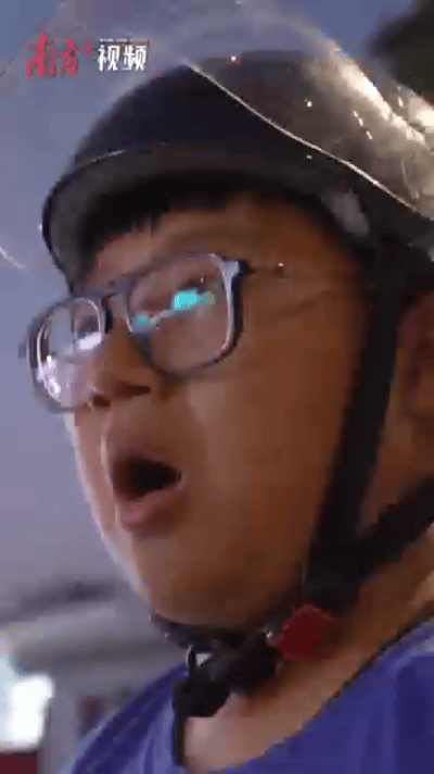 广州的“电鸡”有多疯狂<strong></p>
<p>虚拟游戏币代理商</strong>，带你体验这条“魔鬼大道”