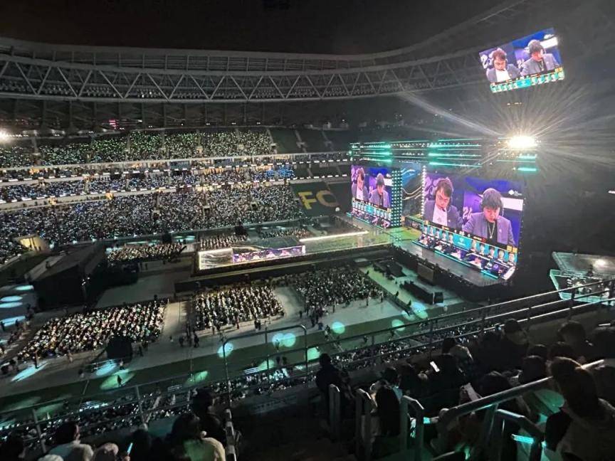 现场超3万人<strong></p>
<p>哪些虚拟币靠谱</strong>！昨晚北京朝阳这里有场顶级电竞赛