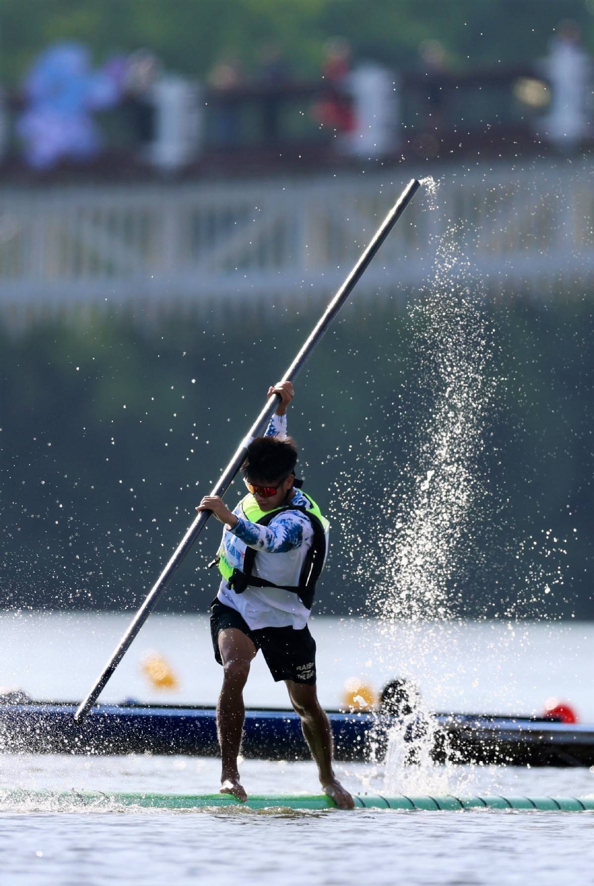 第十二届全国少数民族传统体育运动会——独竹漂项目比赛