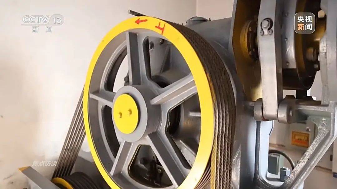 一电梯从11层冲顶到28层致7岁男孩全身骨折<strong></p>
<p>现在有多少种虚拟币</strong>，老旧电梯维修更新何解？