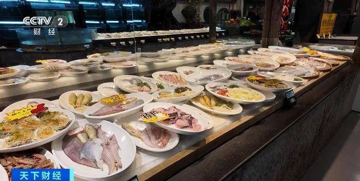 火热<strong></p>
<p>sc 虚拟币</strong>！年夜饭价格普遍下调 除夕午餐预订量也“爆单”