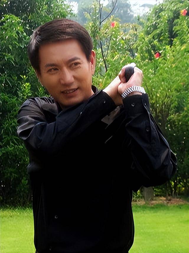 “坏人专业户”姚刚：一生无妻无子<strong></p>
<p>中国首款虚拟币龙币</strong>，如今53岁在千万豪宅一个人住