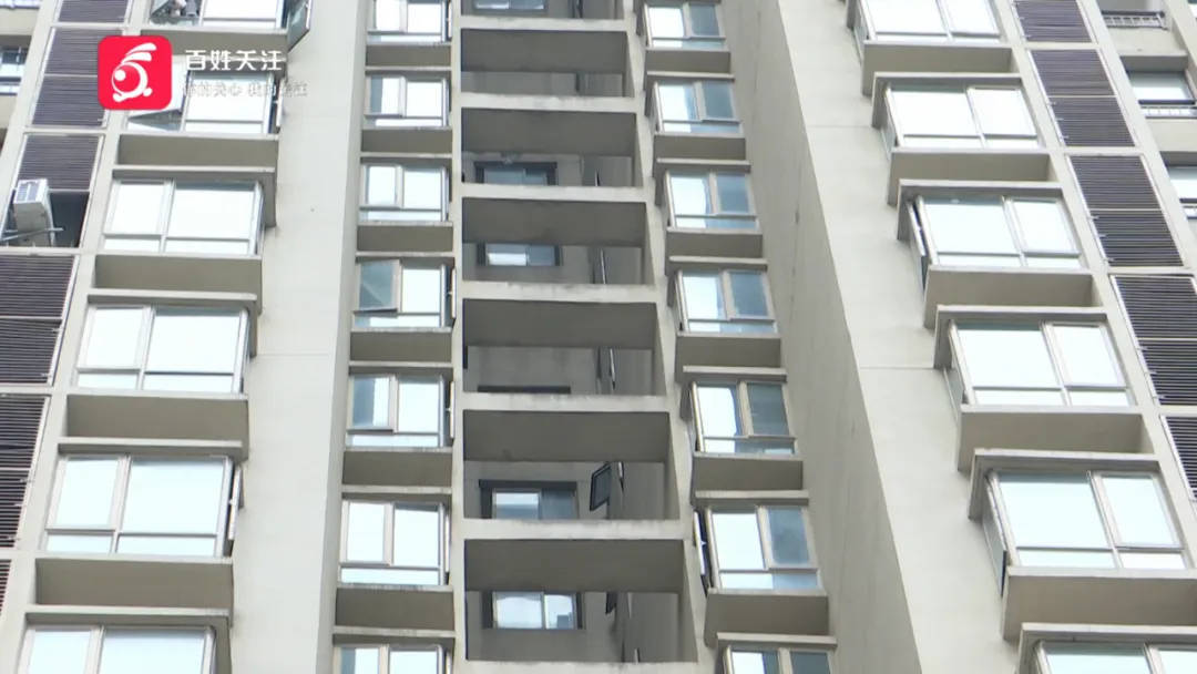 恶心坏了！贵阳一女子家中被扔进一颗“炸弹”<strong></p>
<p>虚拟币游戏挖矿赚钱</strong>，残羹剩饭炸开花