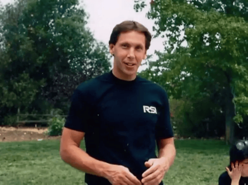 80岁的全球顶级富豪又结婚了<strong></p>
<p>虚拟币游戏挖矿赚钱</strong>！33岁的华裔妻子啥来头？