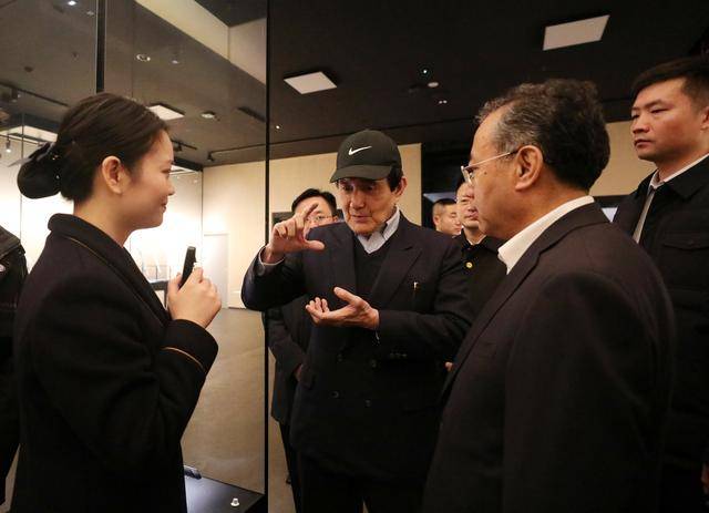 马英九：身为炎黄子孙绝不能数典忘祖<strong></p>
<p>虚拟币游戏挖矿赚钱</strong>，任何“去中国化”行径都不会成功