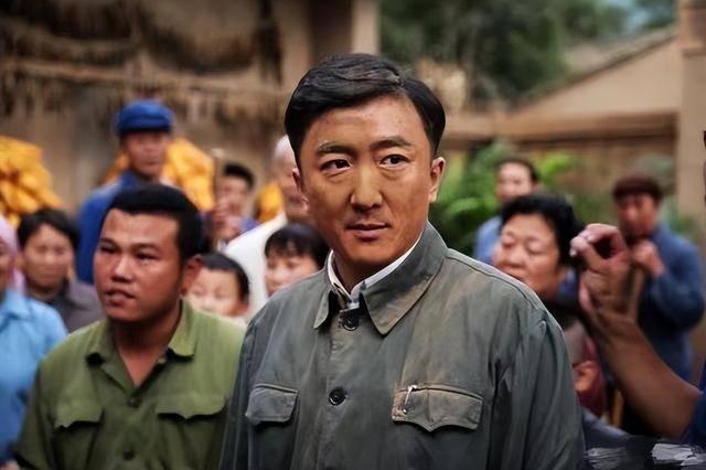 他是知名演员<strong></p>
<p>lisk虚拟币</strong>，40岁二胎得女，41岁突然离世将悲痛留给妻子与儿女