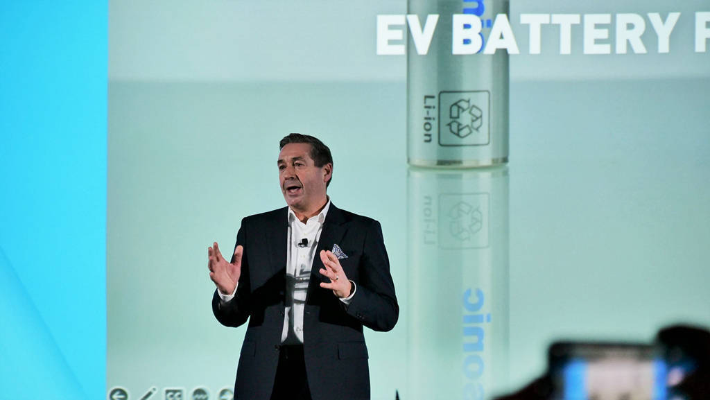 特斯拉供应商松下能源放话：剔除中国依赖是“第一要务”