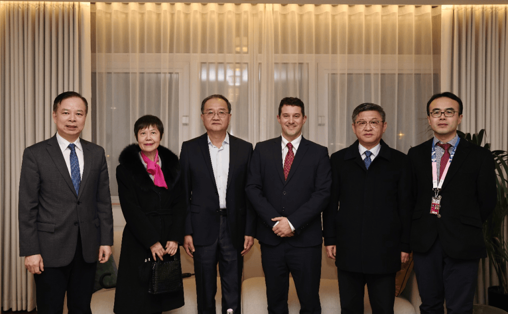 人事时间｜他们曾担任中国驻法国大使