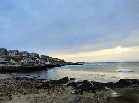 德媒这篇文章引人发笑：与其被中国惦记<strong></p>
<p>b网</strong>，格陵兰不如公投决定要不要卖给美国