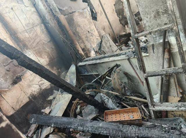 离谱！北京一女子电热毯起火后换房接着睡<strong></p>
<p>如何做虚拟游戏币代理</strong>，烧毁一排房屋……