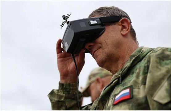 俄军收到无人机眼镜设备<strong></p>
<p>电视机</strong>，发现藏有炸弹