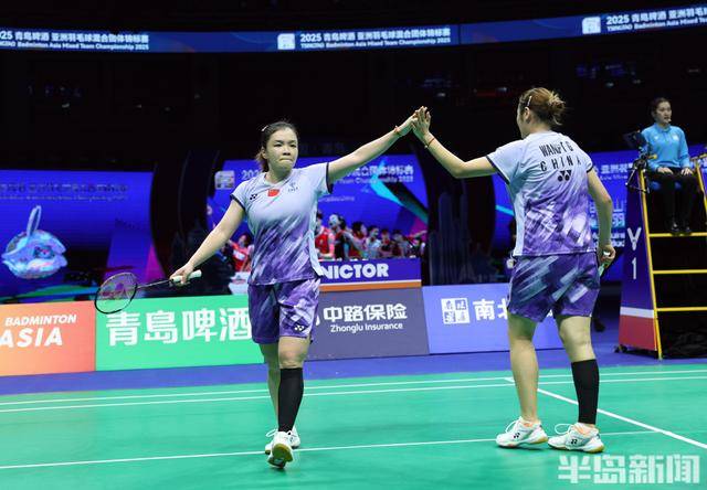在青岛上演惊天大逆转！中国队3:2险胜日本队<strong></p>
<p>ltc</strong>，挺进羽毛球亚团赛决赛