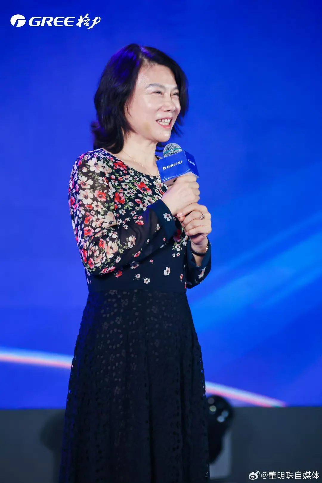 董明珠：已找到格力接班人<strong></p>
<p>外盘原油开户</strong>，现在没人敢奉承我