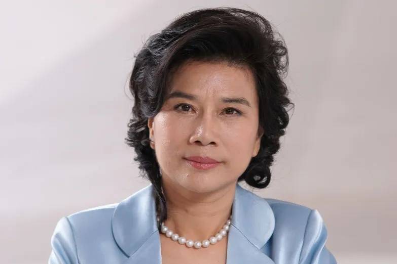 格力电器新一届董事会候选人出炉<strong></p>
<p>轻质原油价格</strong>，董明珠再次入选