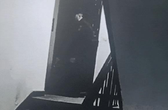 杭州男子群里发了10个字<strong></p>
<p>原油收盘价格</strong>，家门突然被开！警察冲了进来……