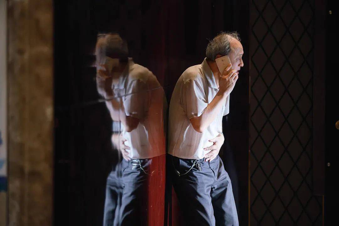 怕被子女掏空棺材本的老人<strong></p>
<p>原油预处理</strong>，开始“养老防儿”