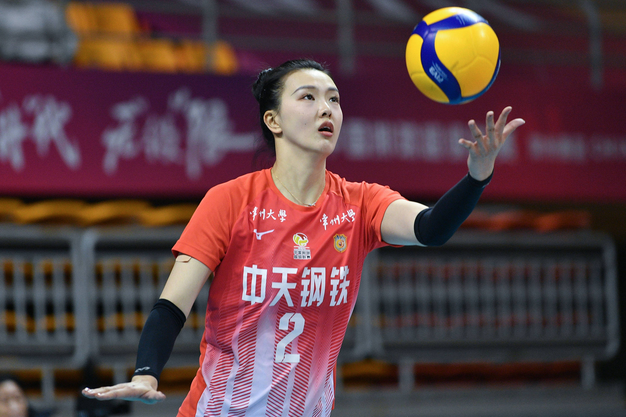 深一度｜老将张常宁<strong></p>
<p>核原油</strong>，排球征途迎风而上