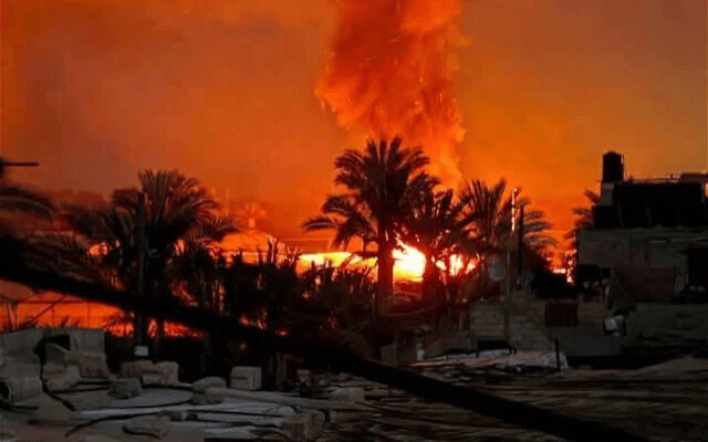 以军：“必要时”会继续发动空袭<strong></p>
<p>美原油大跌</strong>，若接到命令，将不仅限于空袭