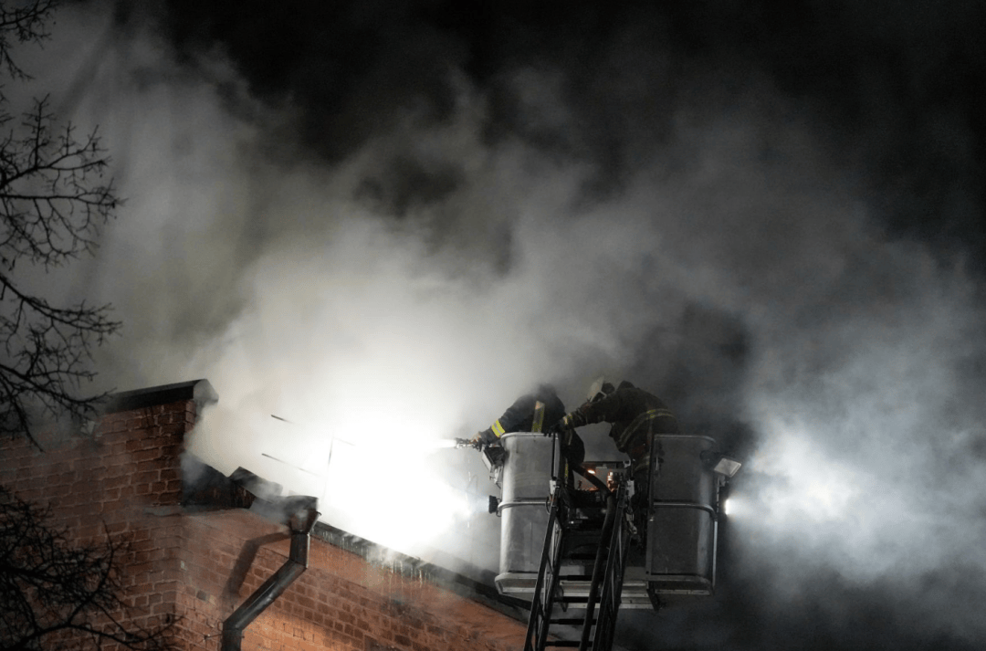 俄军发动大规模袭击<strong></p>
<p>美原油大跌</strong>！