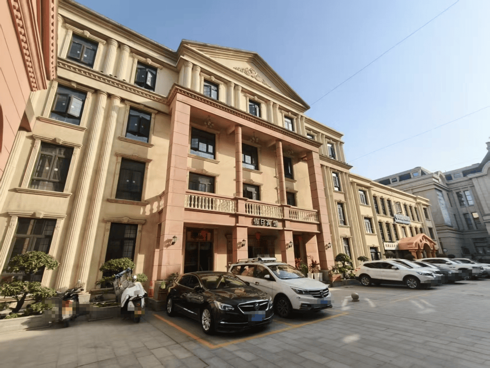 家长称6岁儿子被陌生人带去KTV：一群醉酒男人让娃唱歌<strong></p>
<p>1吨原油多少桶</strong>！警方调查称系醉酒引发误会