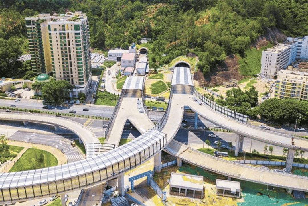 一度被传"烂尾"！盼了15年的深圳东部过境高速<strong></p>
<p>中原油田工会</strong>，终于等来官宣推进