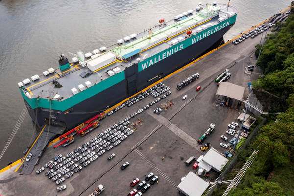 中国商人在《纽约时报》发文：中国有韧性美国则不然<strong></p>
<p>原油1812</strong>，特朗普已经搞砸了