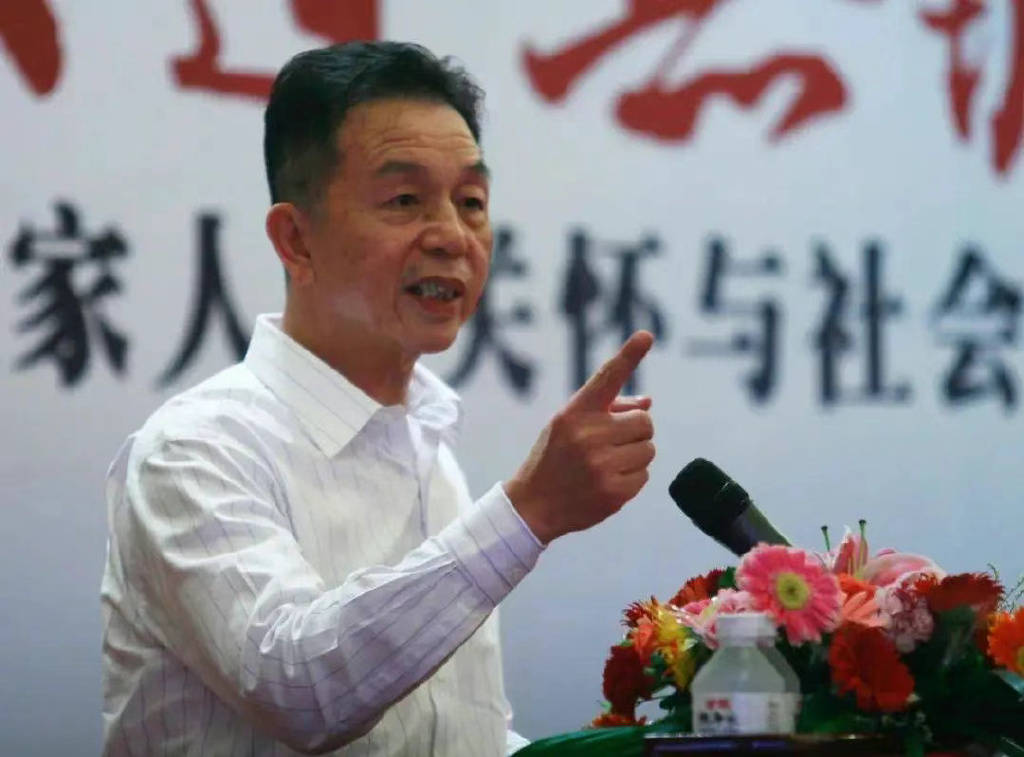 许连捷<strong></p>
<p>原油1812</strong>，这位杰出的晋江企业家值得人们铭记