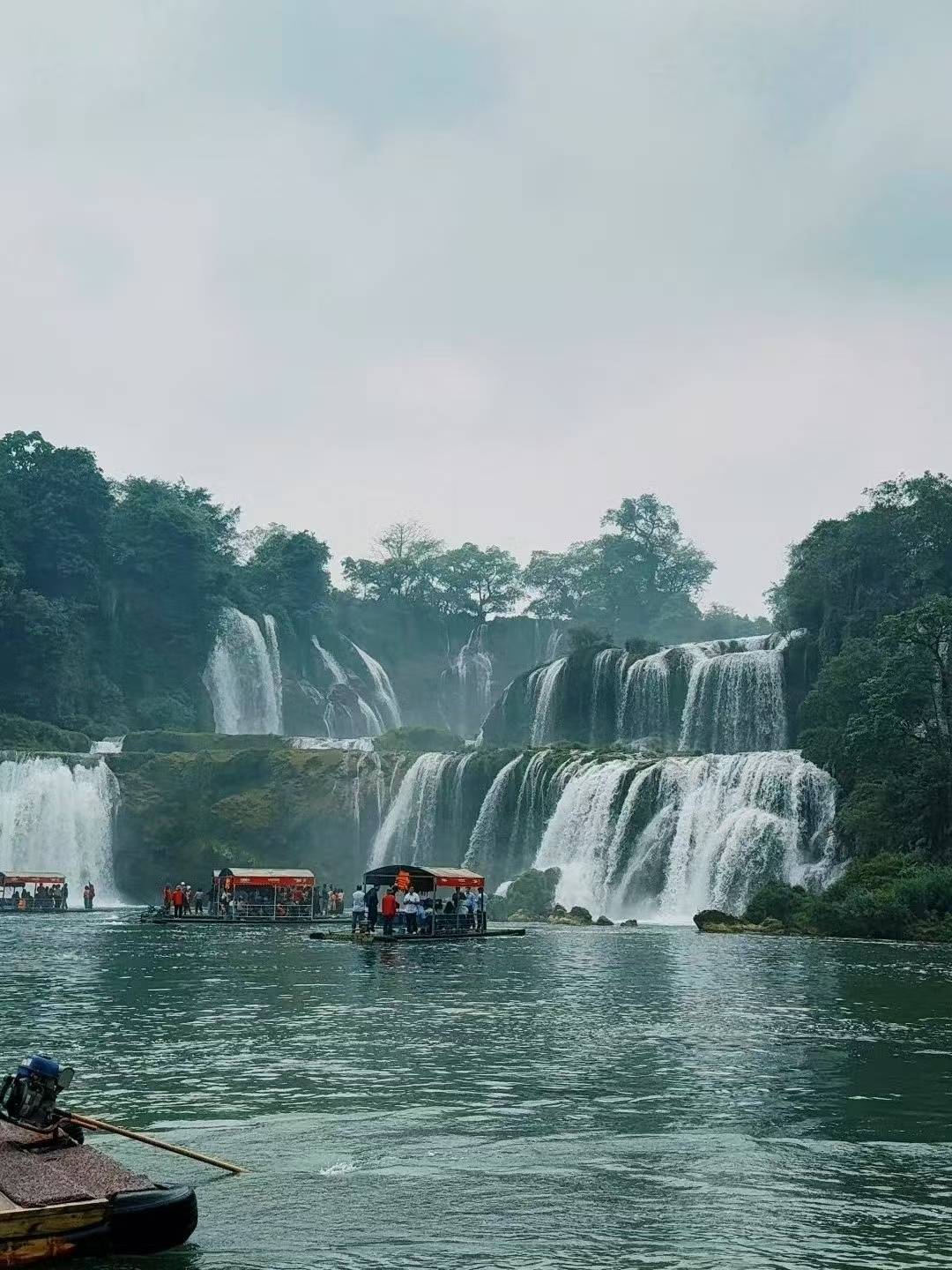 广西德天跨国瀑布变“小水滴”<strong></p>
<p>原油套保</strong>，景区：枯水期，水量要到6月以后恢复