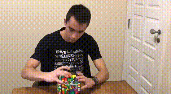 三大赛历史首位南美冠军！29岁的巴西人雨果<strong></p>
<p>原油套保</strong>，他是谁？