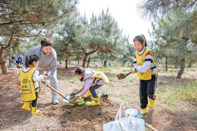 销声匿迹已有30年<strong></p>
<p>现货原油开户</strong>，华北豹正逐渐接近北京——