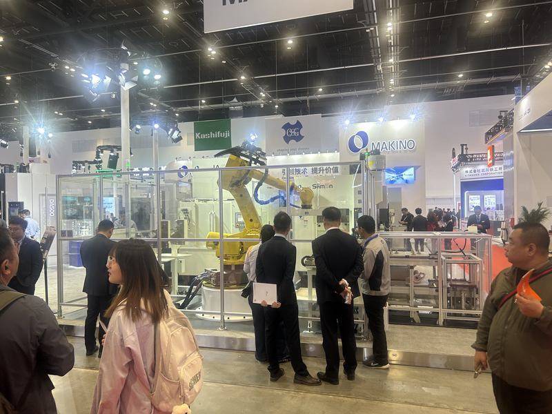 31万平方米<strong></p>
<p>现货原油开户</strong>！北京史上最大规模展会今天开展