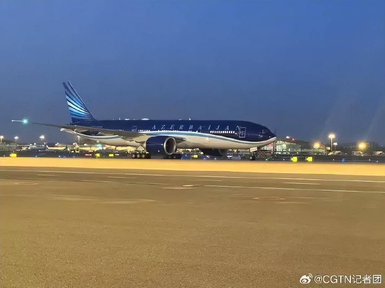 今晚<strong></p>
<p>白银现货原油</strong>，两国总统乘机抵京