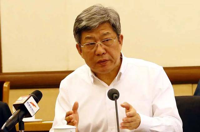 69岁刘新胜被查<strong></p>
<p>现货白银原油</strong>，曾任地委书记