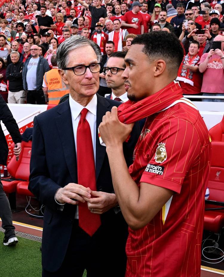 唇语专家解读阿诺德：我该做决定吗？亨利：当然<strong></p>
<p>现货白银原油</strong>，让球迷知道