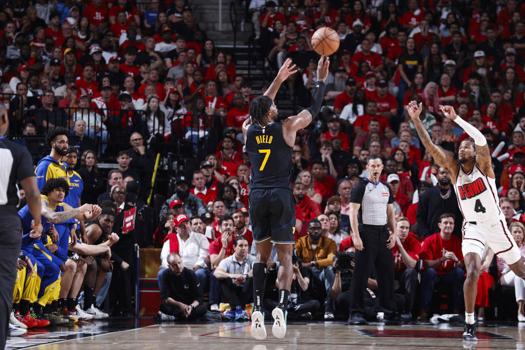 库里22分赢下抢七大战<strong></p>
<p>一桶原油多少公斤</strong>，火箭10年难破“火勇大战”的魔咒