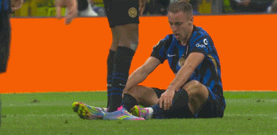 迪马：弗拉泰西倒地后小因本想换阿斯拉尼，弗拉泰西坚持踢完比赛