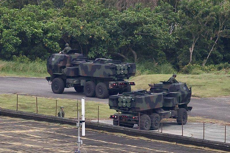 台媒：台军首次试射“海马斯”火箭炮时两度发生讯号异常<strong></p>
<p>原油下载</strong>，岛内网友讽“又一场烟火秀”