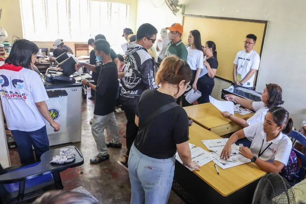 最新！杜特尔特参选达沃市长<strong></p>
<p>原油下载</strong>，目前被羁押在国际刑事法院！菲律宾举行中期选举，警方已进入“全面警戒”状态