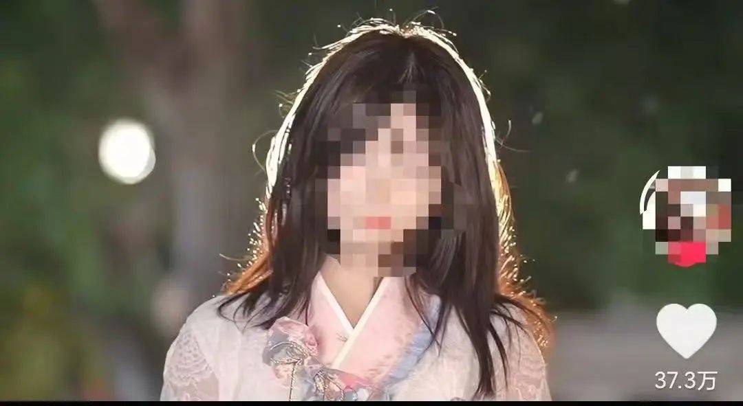 警方凌晨通报：孙某（女<strong></p>
<p>原油下载</strong>，18岁），被立案调查