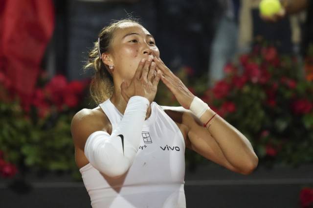 终于越过萨巴伦卡这座高山<strong></p>
<p>原油交割</strong>，郑钦文感谢自己的耐心和专注