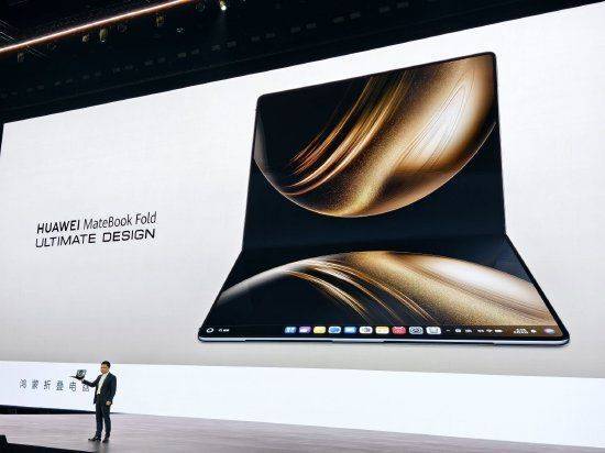 余承东：微软Windows和苹果macOS长期掌控操作系统市场数十年<strong></p>
<p>柴原油</strong>，华为坚持做难而正确的事！每一行代码，都在改写中国软件业的历史