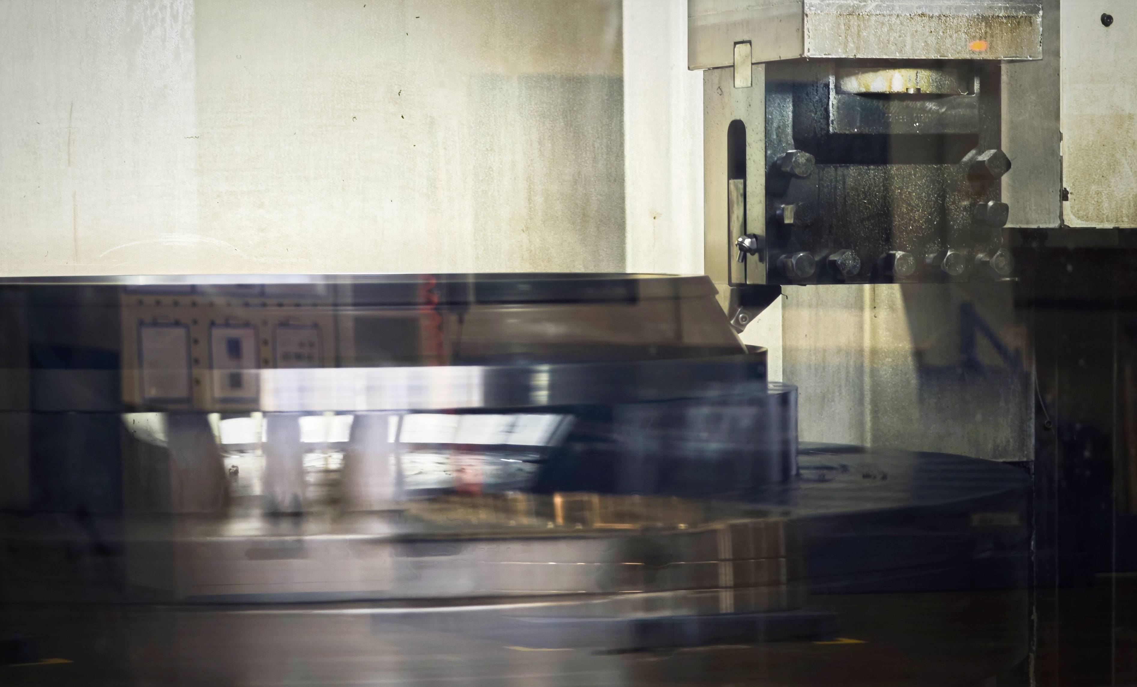 第1视点丨跟随总书记走进洛阳轴承集团 <strong></p>
<p>柴原油</strong>了解先进制造业发展